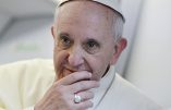 Pape François : « Prêt à rencontrer Poutine à Moscou » et « les aboiements de l’Otan »