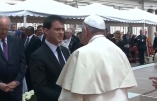 Manuel Valls se fait siffler à Rome par les pélerins français