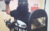 La violence des Black Bloc à Paris : une reporter russe frappée par derrière