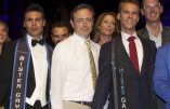 Mister Gay Vlaanderen embrassé par Bart De Wever, leader “nationaliste” flamand