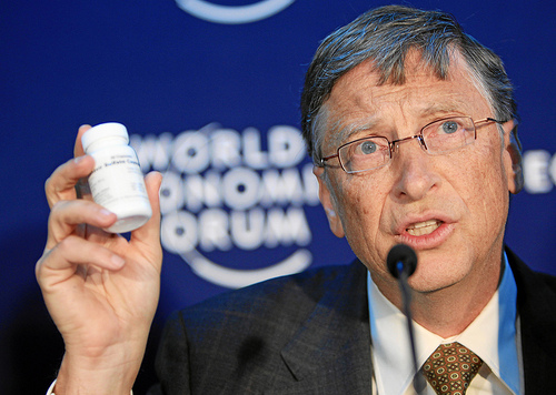 Un demi-million d’Américains pétitionnent la Maison Blanche pour réclamer une investigation sur les “crimes contre l’humanité de Bill Gates” Depo-provera-bill_gates-mpi