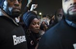 Un spectacle anticolonialiste annulé sous la pression de manifestants… noirs
