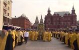 Immense procession religieuse dans les rues de Moscou (Vidéo)