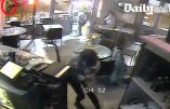 Vidéo de l’assaut terroriste contre le restaurant Casa Nostra à Paris le 13 novembre 2015