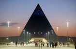 A Astana, Kazakhstan, les religions unies contre le terrorisme dans la Pyramide de la Paix : le rêve maçonnique en marche
