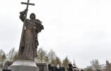 Inauguration par Vladimir Poutine d’une statue monumentale de Vladimir le Grand de Kiev, et d’une église, pour la fête de l’Unité.