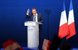 Former French presidential election candidate for the right-wing Debout la France (DLF) party Nicolas Dupont-Aignan, delivers a speech during a meeting of French presidential election candidate for the far-right Front National (FN) party Marine Le Pen, at the Parc des Expositions in Villepinte, on May 1, 2017. / AFP PHOTO / ALAIN JOCARD