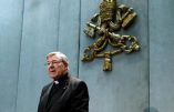 Le cardinal Pell, inculpé pour agressions sexuelles, se met en congé du Vatican pour se défendre dans son pays