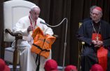 Migrants : alors que l’Italie envisage de fermer ses ports, le pape François toujours partisan de l’accueil