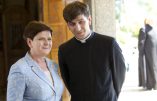 Beata Szydlo, premier ministre de Pologne, est l’unique dirigeant en Europe à avoir un fils prêtre