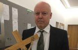 Soumission – Un tribunal allemand décroche son crucifix pour juger un demandeur d’asile afghan antichrétien