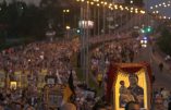 Russie: Gigantesque procession en l’honneur du tsar Nicolas II cent après son assassinat par les communistes