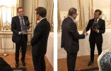 Emmanuel Macron a reçu un buste maçonnique