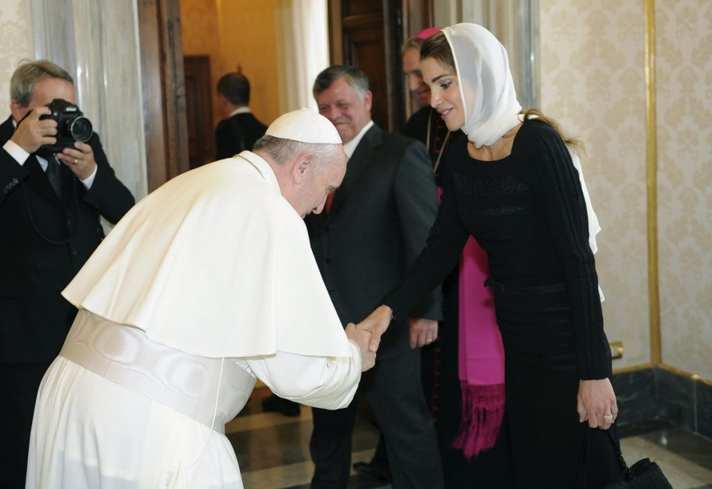 News au 2 avril 2019  Pape-francois-reine-jordanie-1024x703