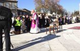 Reportage vidéo à la Messe en plein air en Avignon organisée par Civitas