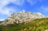 Déconstruction : des éoliennes vont détruire la beauté de la montagne Sainte Victoire
