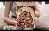 Vidéo de la réalisation par Caleana Major d’une pyrogravure sur bois représentant Saint Denis