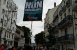 Vichy manifeste contre le passe sanitaire