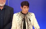 L’eurodéputé Christine Anderson : “Jetez-moi en prison mais vous ne pourrez jamais me contraindre à votre vaccination !”