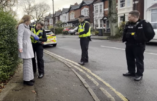Pensée criminelle ? Une femme arrêté au Royaume-Uni, accusée de “prière mentale” près d’un centre d’avortement