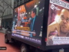 Devant le siège de Pfizer, ce camion diffuse les révélations de Project Veritas
