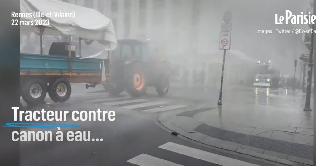 A Rennes, tracteur et marins pêcheurs affrontent police et canon à eau
