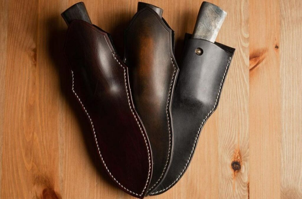 Etuis en cuir pour couteaux fixes
