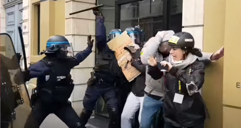 Violences policières durant les manifestations contre la réforme des retraites