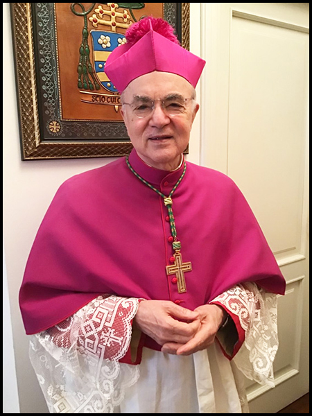 Monseigneur Carlo Maria Viganò, archevêque
