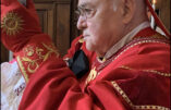 La guerre spirituelle que nous menons contre le monde, la chair et le diable a été gagnée sur la Croix, où Notre Seigneur et Dieu a vaincu l’ennemi.