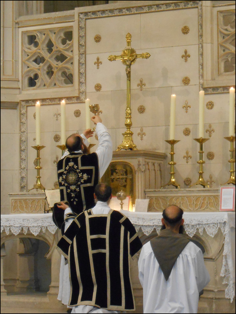 Messe de requiem pour le roi Louis onze à Notre-Dame de Cléry le trois juillet 2023 - 04