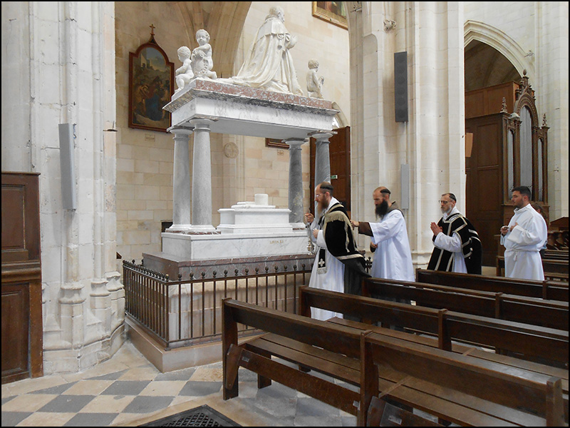 Messe de requiem pour le roi Louis onze à Notre-Dame de Cléry le trois juillet 2023 - 05
