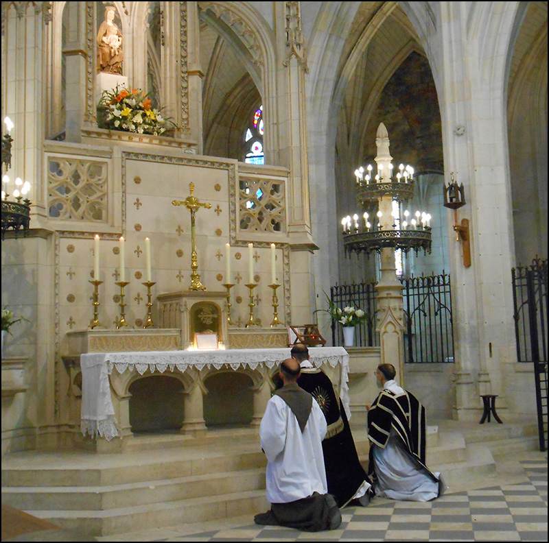 Messe de requiem pour le roi Louis onze à Notre-Dame de Cléry le trois juillet 2023 - 06