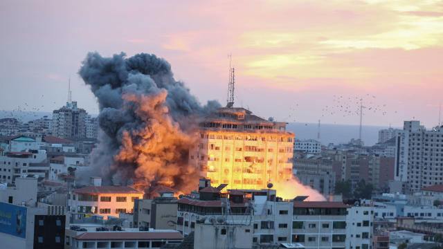 Destruction d'immeubles à Gaza