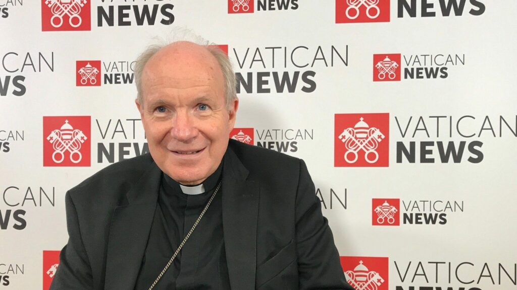 Le cardinal Schönborn au synode sur la synodalité et les questions Lgbt