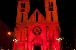 #SemaineRouge : Plus de 600 églises et monuments seront illuminés en rouge en hommage aux chrétiens persécutés