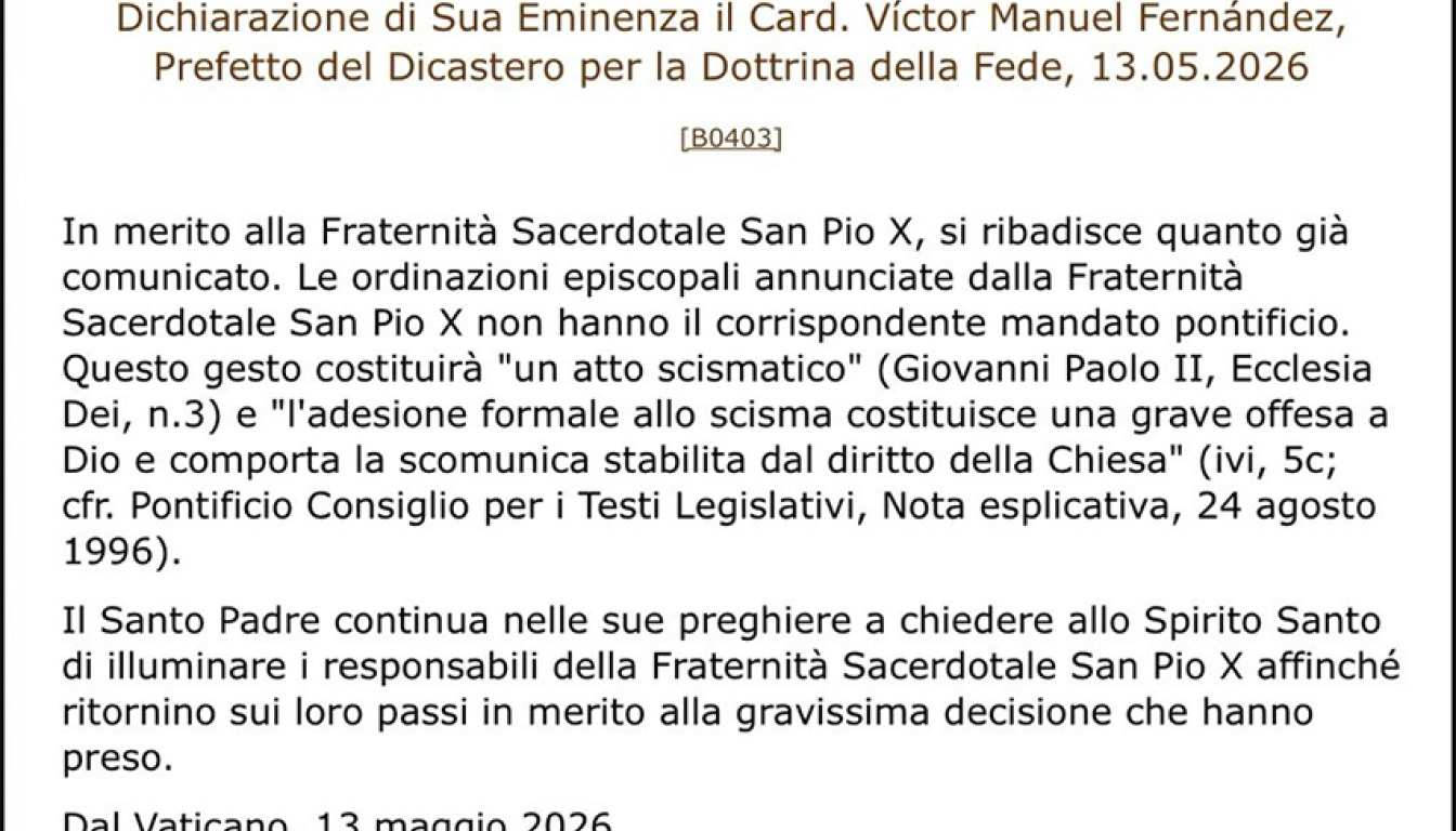 Le Vatican publie un communiqué déclarant les futurs sacres annoncés par la FSSPX comme étant « un acte schismatique » et « entraînant l’excommunication ».