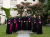 L'abbé Davide Pagliarani et les 6 évêques de la FSSPX